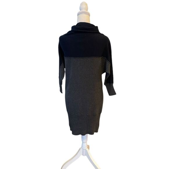 Nautica Sweater Dress Two Tone Navy Grey Cowl Neck Womens Medium NWT - Picture 2 of 7